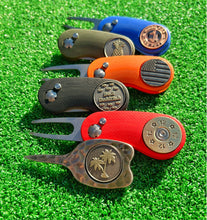 Load image into Gallery viewer, Magnetic Divot Tool + 6 Ball Markers (Any Designs)